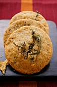 Spicy thyme cakes
