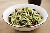 Spaghetti with dried tomatoes and olives