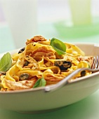 Tagliatelle with tuna and olives