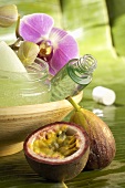 Beauty-Gel mit Orchideenblüte und Passionsfrucht