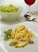 Spaghetti mit Pesto