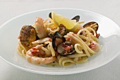 Linguine with seafood