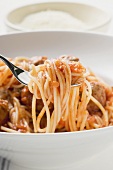 Spaghetti with meatballs and tomato sauce, Parmesan