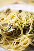 Spaghetti with clams