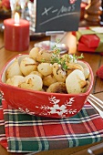 Glazed onions on Christmas table (USA)