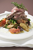 Roast beef on vegetables