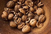 Walnuts in wooden bowl