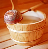 Sauna bucket