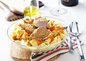 Pork fillet with pappardelle and tomatoes