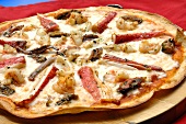 Seafood pizza (scampi, surimi, squid)
