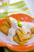 Pancakes with quark filling and cream