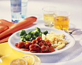 Small meatballs in sauce with spirelli and broccoli