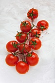 Cherry tomatoes in water