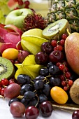 Obststillleben mit exotischen Früchten