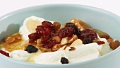 Quark with nuts, honey and dried cranberries
