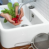 Washing radishes