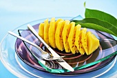 Thai-Ananas dekorativ geschnitzt