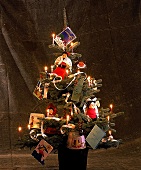 Italienischer Weihnachtsbaum mit Pan ettone
