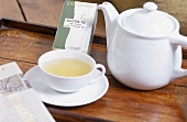 Grüner Algen-Tee (weiße Tasse,Kanne) 