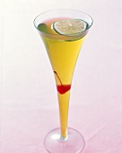 Linzmair's Champagnercockatil mit Kiwisirup, Zitronensaft