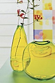 2 gelbe Vasen aus Glas, Blumenvasen 