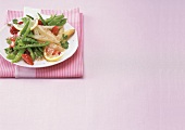 Spargel- Erdbeer- Salat 
