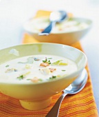 Close-up of clam soup with cream in bowl