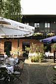 Der Seehof Restaurant im gleichnamigen Hotel in Rheinsberg ( Brandenburg ) aussen