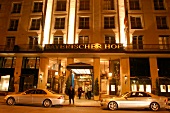 Bayerischer Hof Hotel mit Restaurant und Szenebar in München Muenchen Bayern
