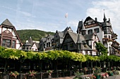 Krone Weingut mit Weinverkauf Restaurant Hotel in Rüdesheim am Rhein Ruedesheim am Rhein