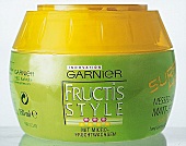 Ein Dose mit Fructis Style von Garnier