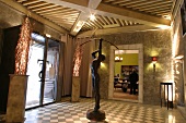 Saint Trophime Hotel mit Restaurant Gaststätte in Arles Département Bouches-du-Rhône