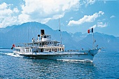 Ausflugsdampfer auf dem Genfer See 