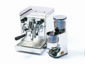 Espressomaschine "Mechanika" und Espressomühle von ECM