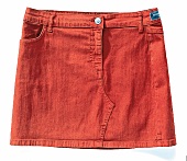 Freisteller: Roter Jeansminirock mit Taschen von Kookai Jeans