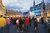 Grand' Place in Brüssel, Altstadt, Menschen bei einem Konzert