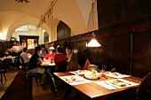 Vögele-Roter Adler Restaurant in Bozen Bolzano