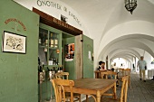 Enoteca Johnson e Dipoli Restaurant in Neumarkt Egna