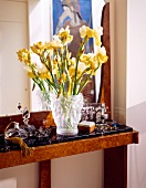 gelbe Blumen in Vase 