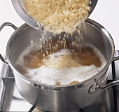 Reis, Langkornreis in Geflügelfond kochen, Kochtopf, Step 3