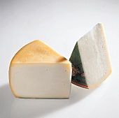 Buch vom Käse, "Bel Paese", Butterkäse, Italien, Etikett grün