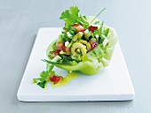 Salate, Paprika-Zucchini-Salat, Tomate, Zwiebel, Schnittlauch