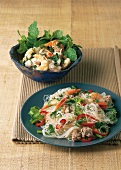Thailändisch kochen, Meeresfrüc htesalat, Glasnudelsalat m. Garnelen