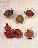 Orientküche, Gewürzmischungen: Kebab, Kefta, Chermoula, Hawayij