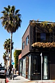 Fassade des Szenerestaurants Gjelina in L. A.