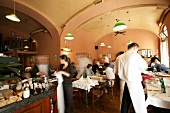 "Café Kör,Koer CAFE; europäisch; ungarisch; international; RESTAURANT