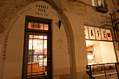 Anneli Viik Café Café