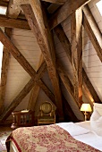 Regensburg: Hotelzimmer, Orphée, Holzbalken, luxuriös
