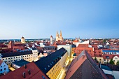 Regensburg: Stadansicht, Domblick von der Dreieinigskeit-Kirche