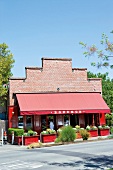 USA, Napa Valley: Bouchon Bistro, Fassade, aussen, Markise rot